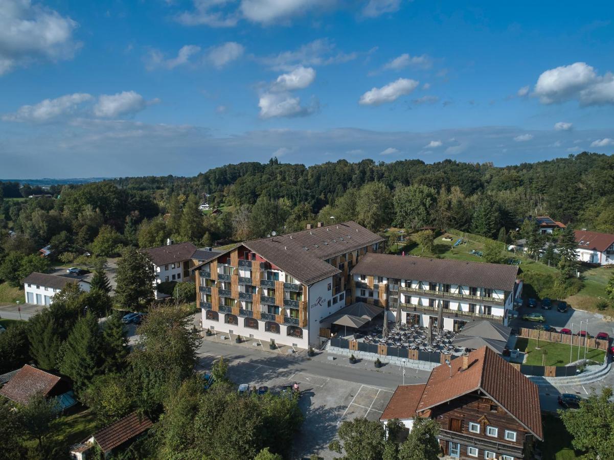 Wellnesshotel Zum Koch Ortenburg المظهر الخارجي الصورة