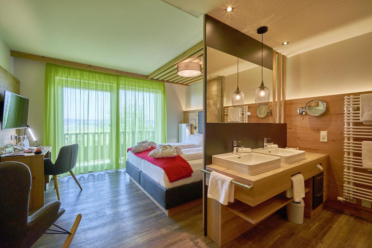 Wellnesshotel Zum Koch Ortenburg المظهر الخارجي الصورة