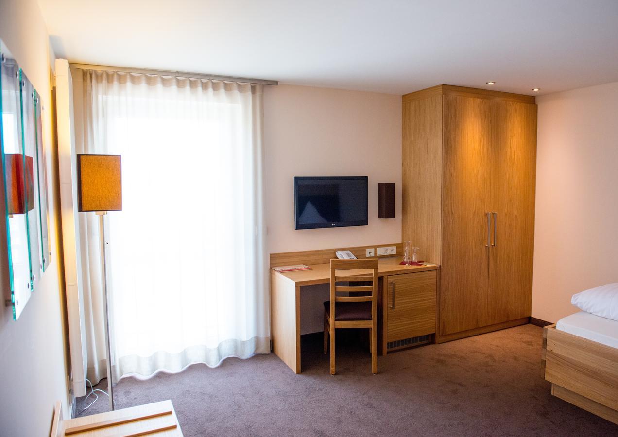 Wellnesshotel Zum Koch Ortenburg المظهر الخارجي الصورة